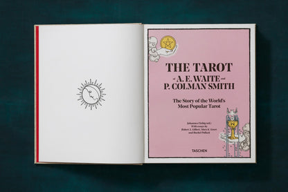The Tarot of A. E. Waite and P. Colman Smith (English) Book