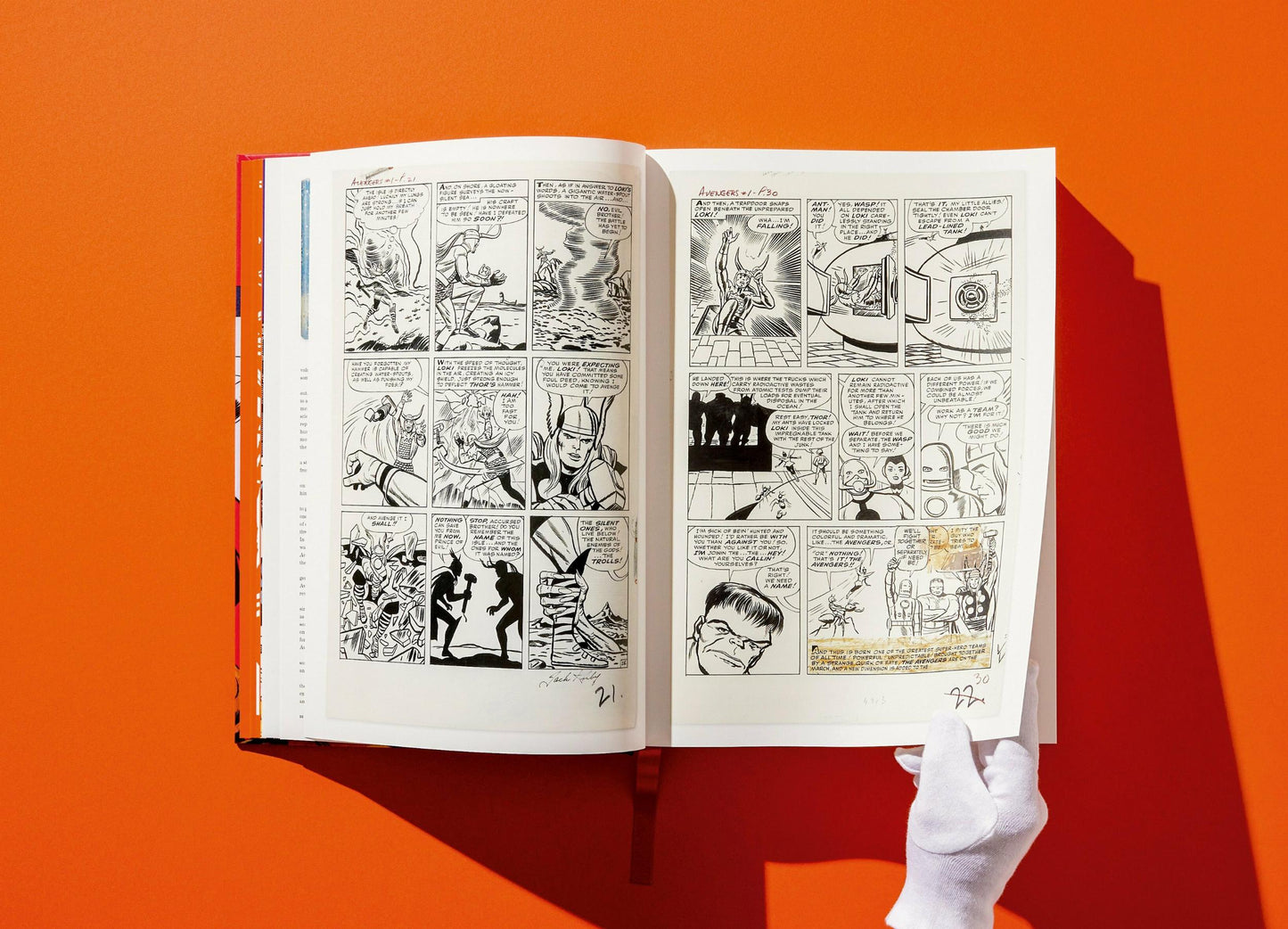 Marvel Comics Library. Avengers. Vol. 1. 1963–1965 (English) Book