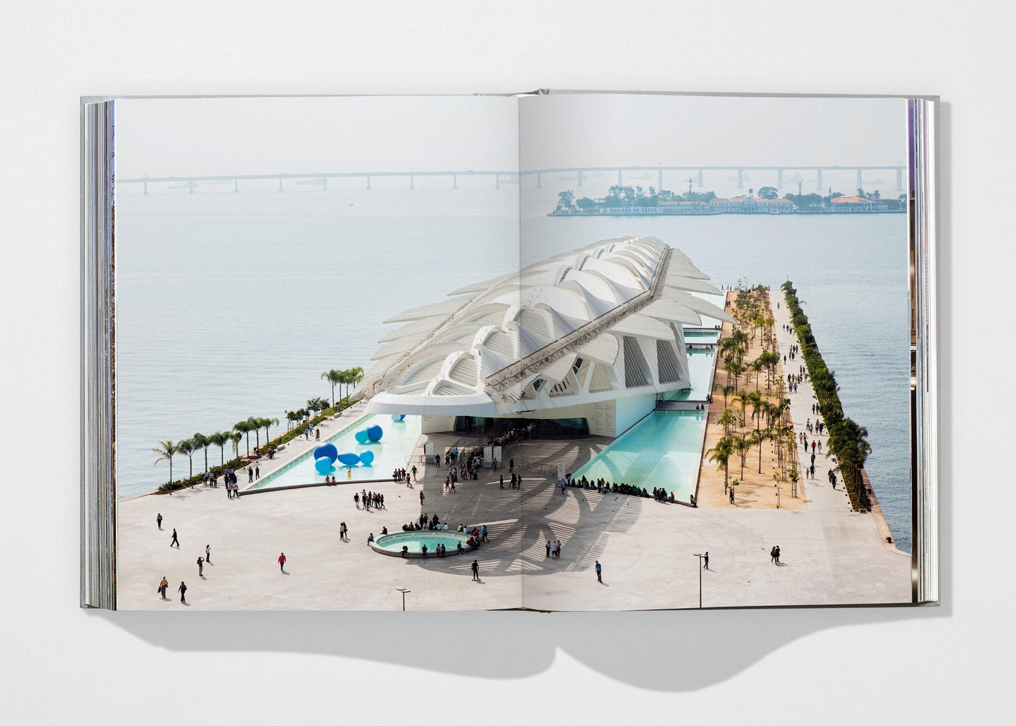 Calatrava. Complete Works 1979–Today (German, French, English) Book