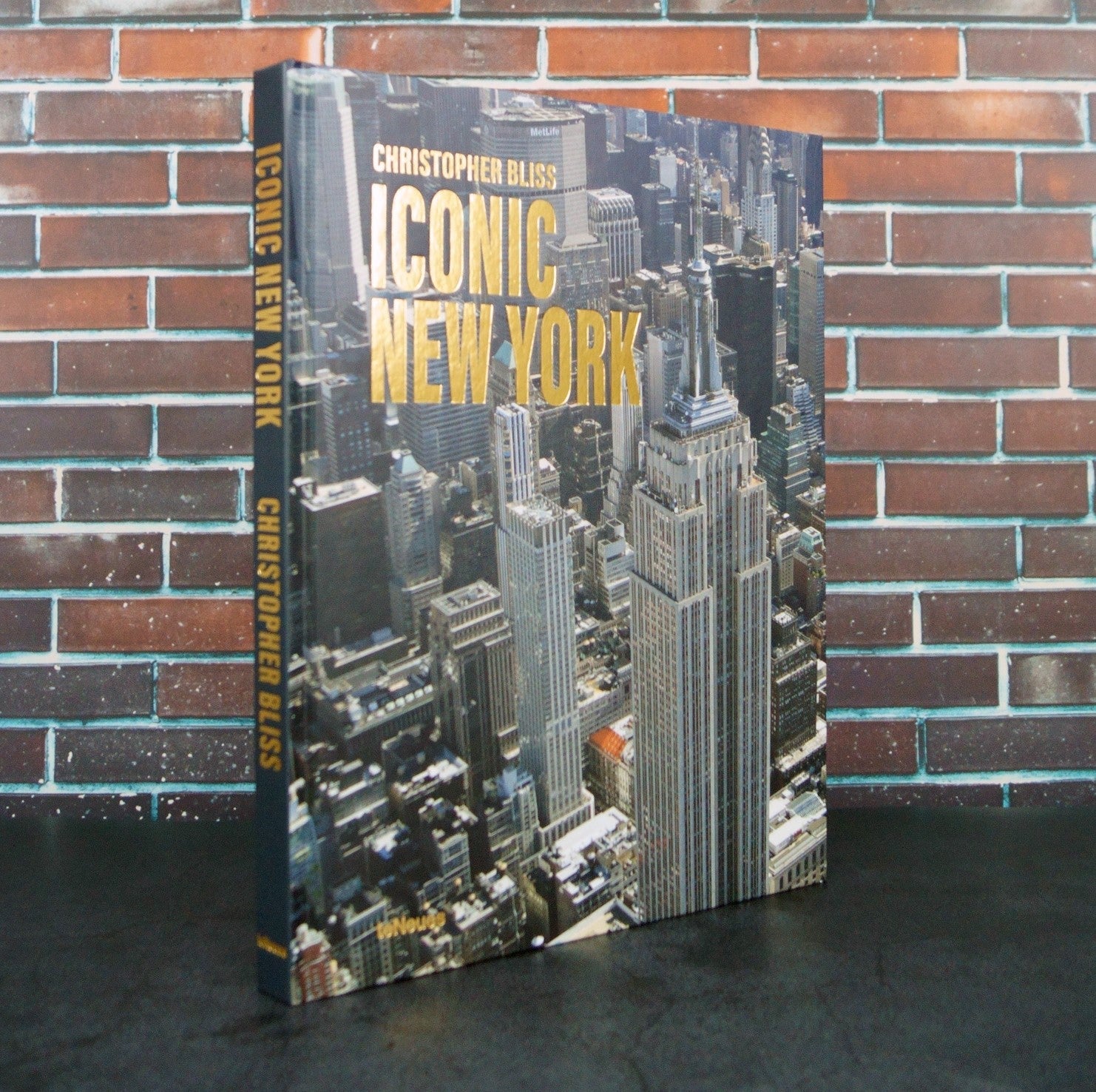 Iconic New York Book