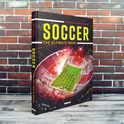 Soccer - The Ultimate Book