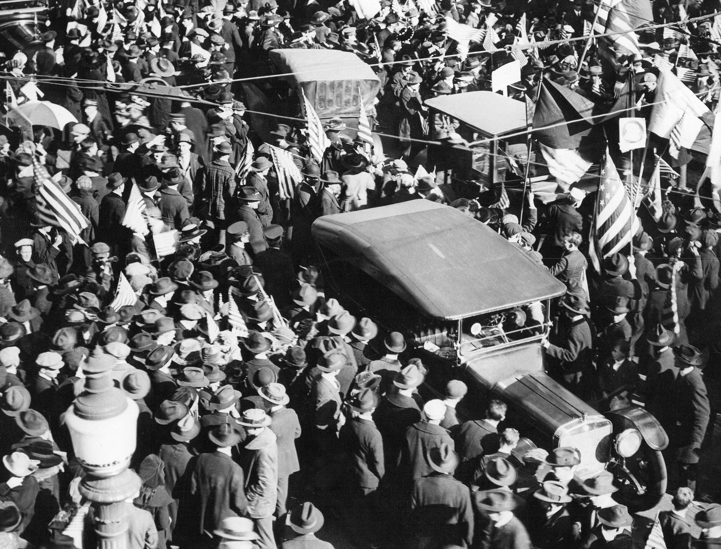 50 Maryland Moments: The Events That Shaped the Free State Through Photos and Stories from The Baltimore Sun Book