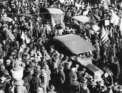 50 Maryland Moments: The Events That Shaped the Free State Through Photos and Stories from The Baltimore Sun Book