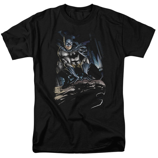 Batman Perched Mens T Shirt Black
