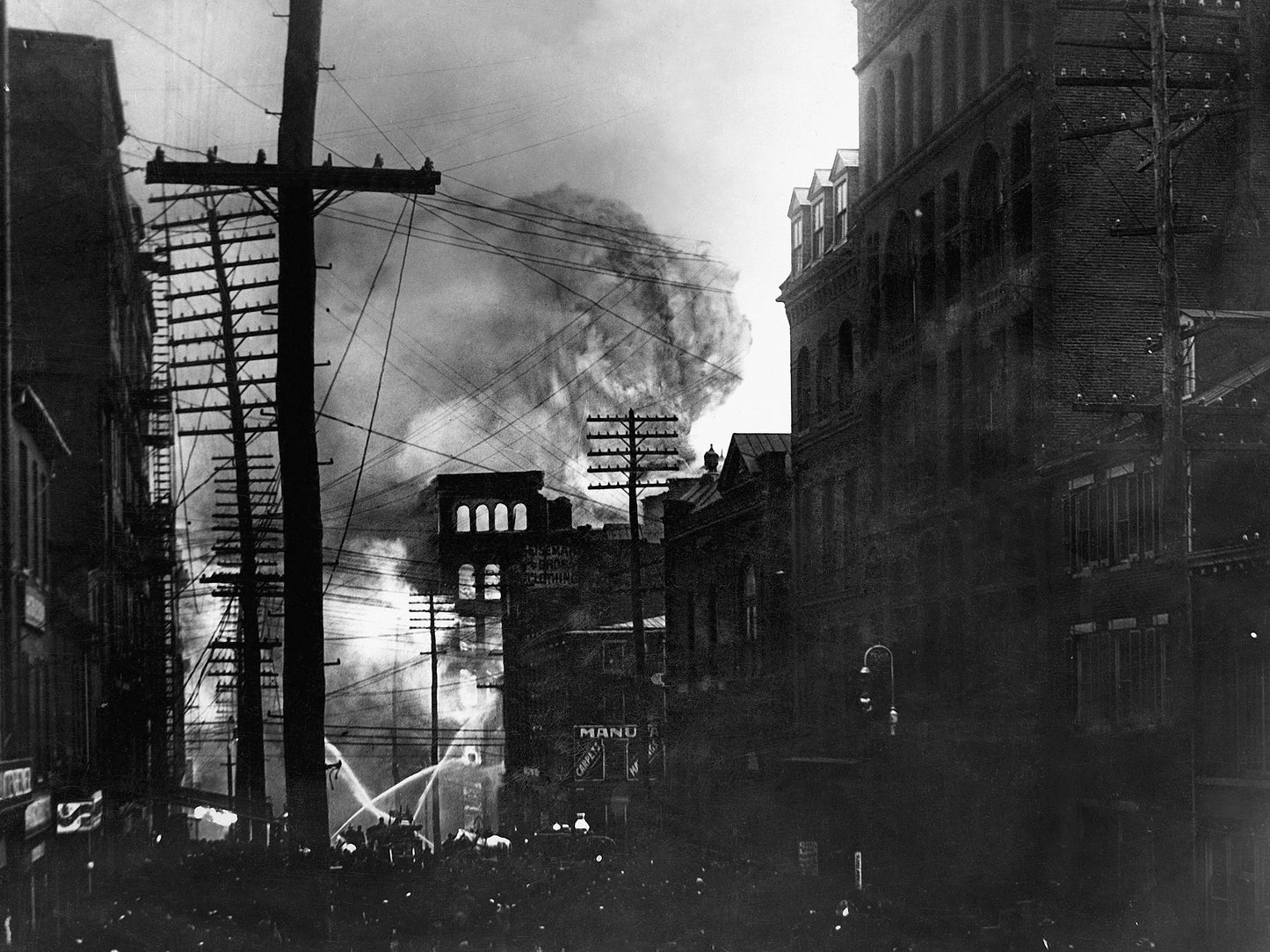 50 Maryland Moments: The Events That Shaped the Free State Through Photos and Stories from The Baltimore Sun Book