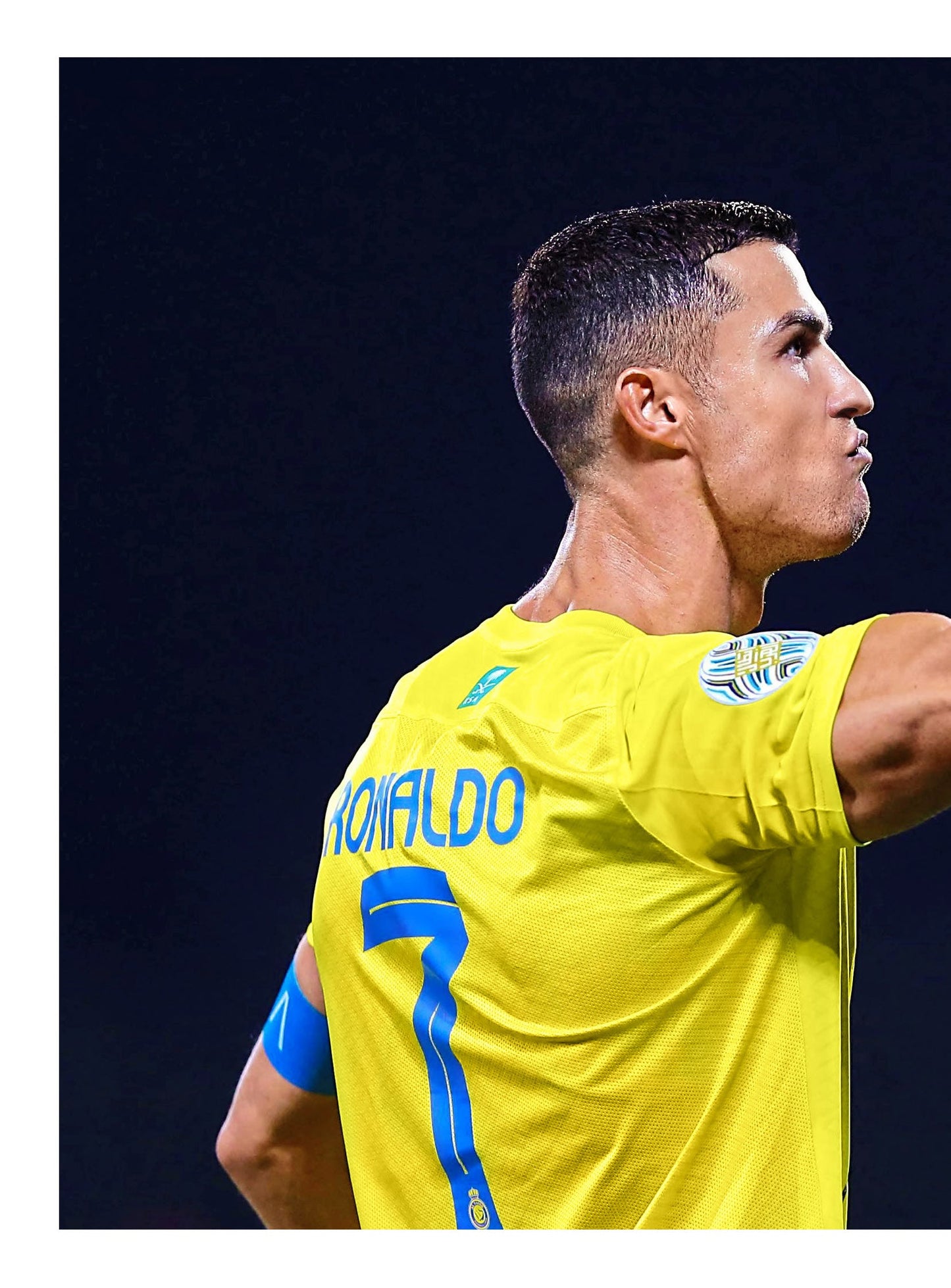 Ronaldo - Ultimate CR7 Fan Guide: 125+ Photos, Stats, Highlights, Rise To Superstardom, Manchester United, Real Madrid, Juventus, Portugal, Siuuu!, Top 10 Goals, Football For Peace & More!