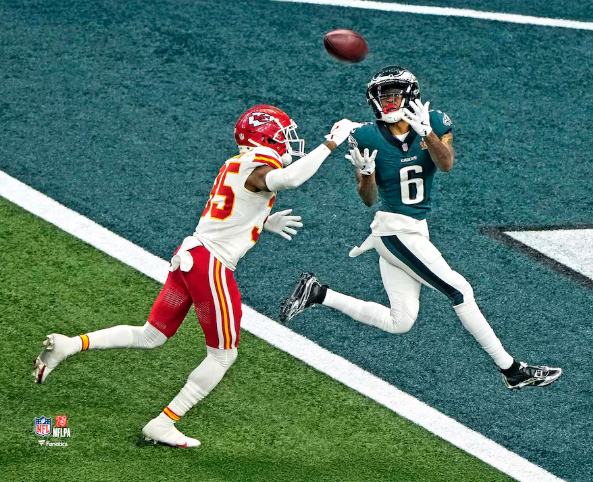 DeVonta Smith Philadelphia Eagles Super Bowl LIX Touchdown 8" x 10" Football Photo