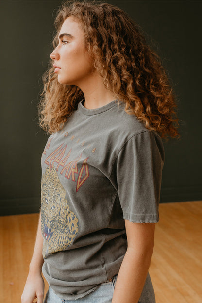 Def Leppard Sunkissed Womens Boyfriend Tee Shirt Vintage Black