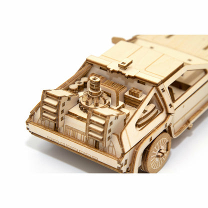 IncrediBuilds: Back to the Future: DeLorean Book and 3D Wood Model [2020]