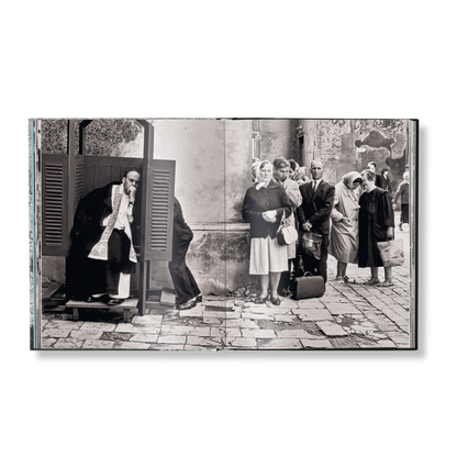 Elliott Erwitt: Last Laughs Book