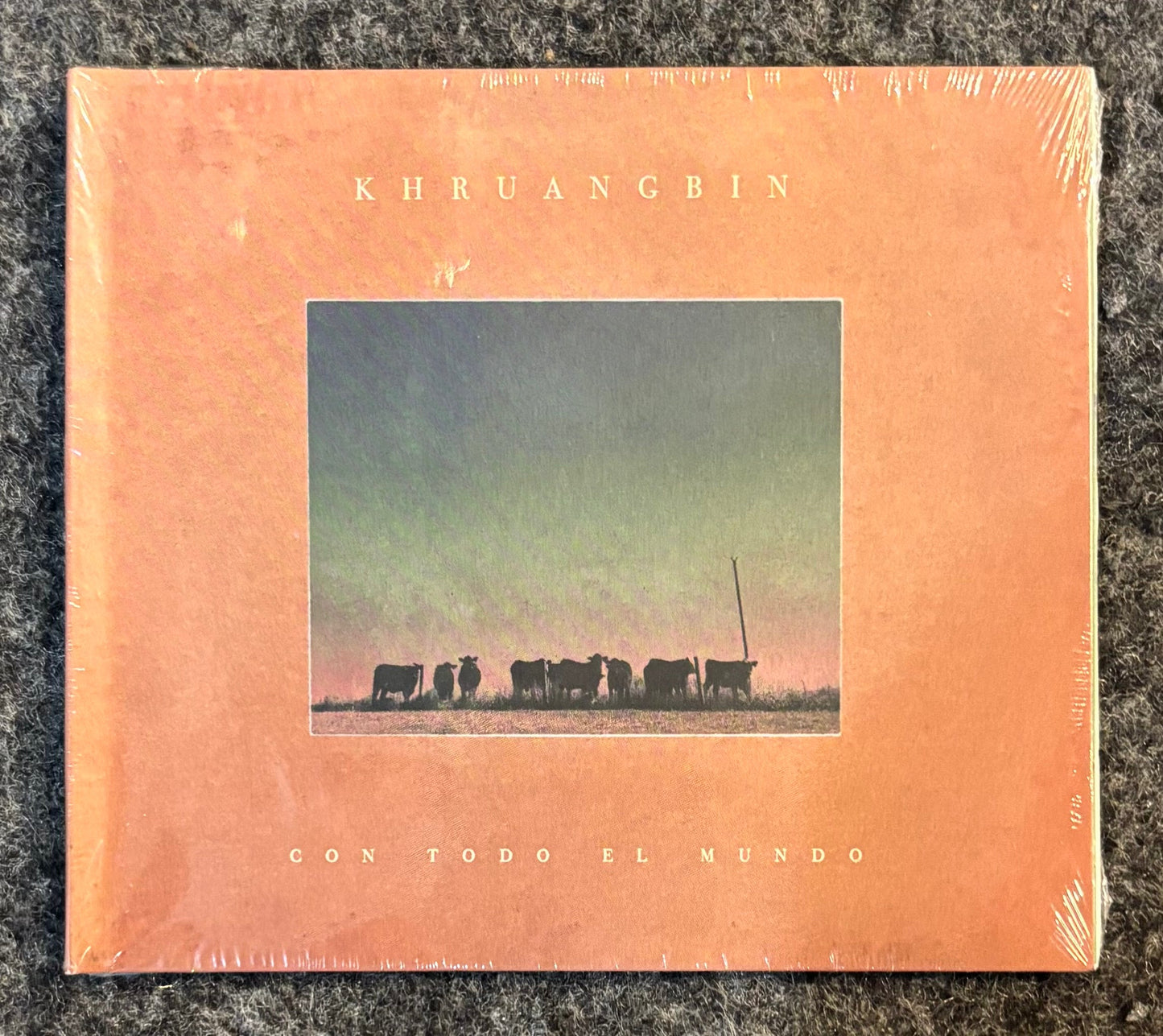 KHRUANGBIN – CON TODO EL MUNDO CD