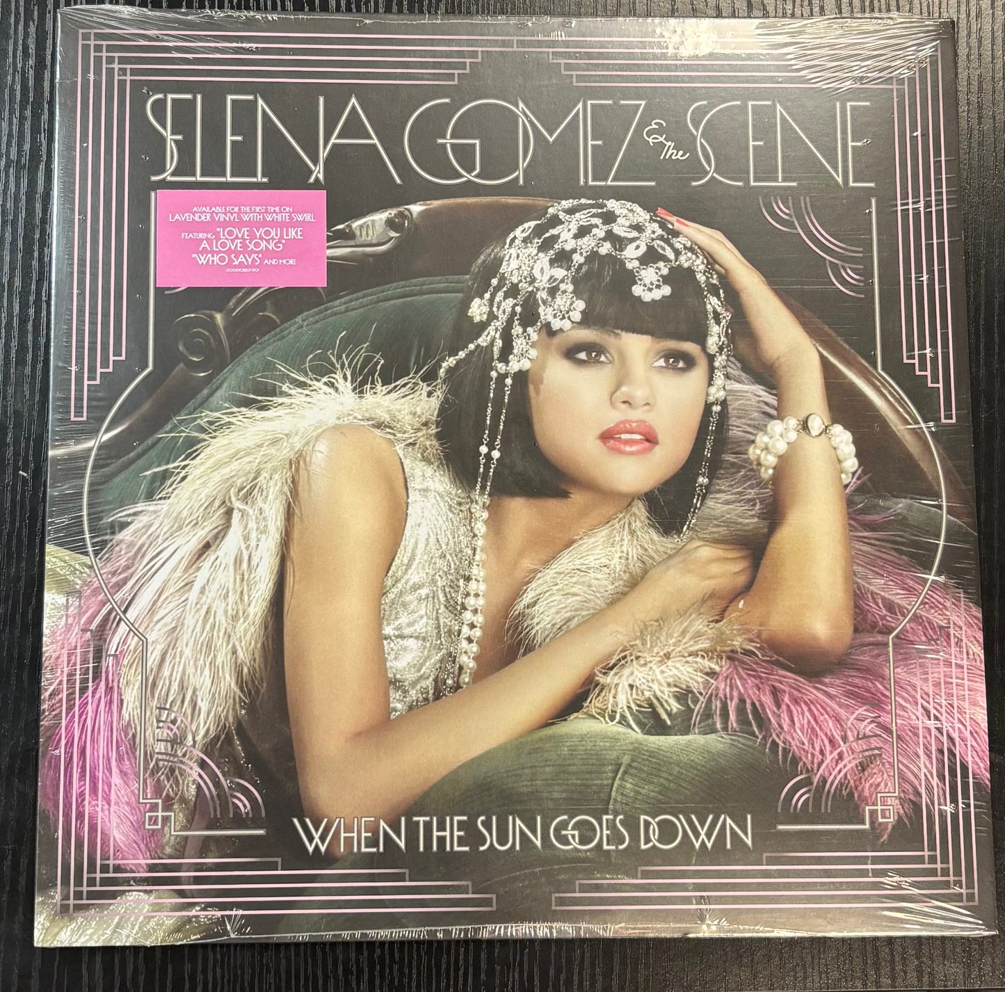 GOMEZ, SELENA & THE SCENE - WHEN THE SUN GOES DOWN (Color Vinyl) LP RECORD