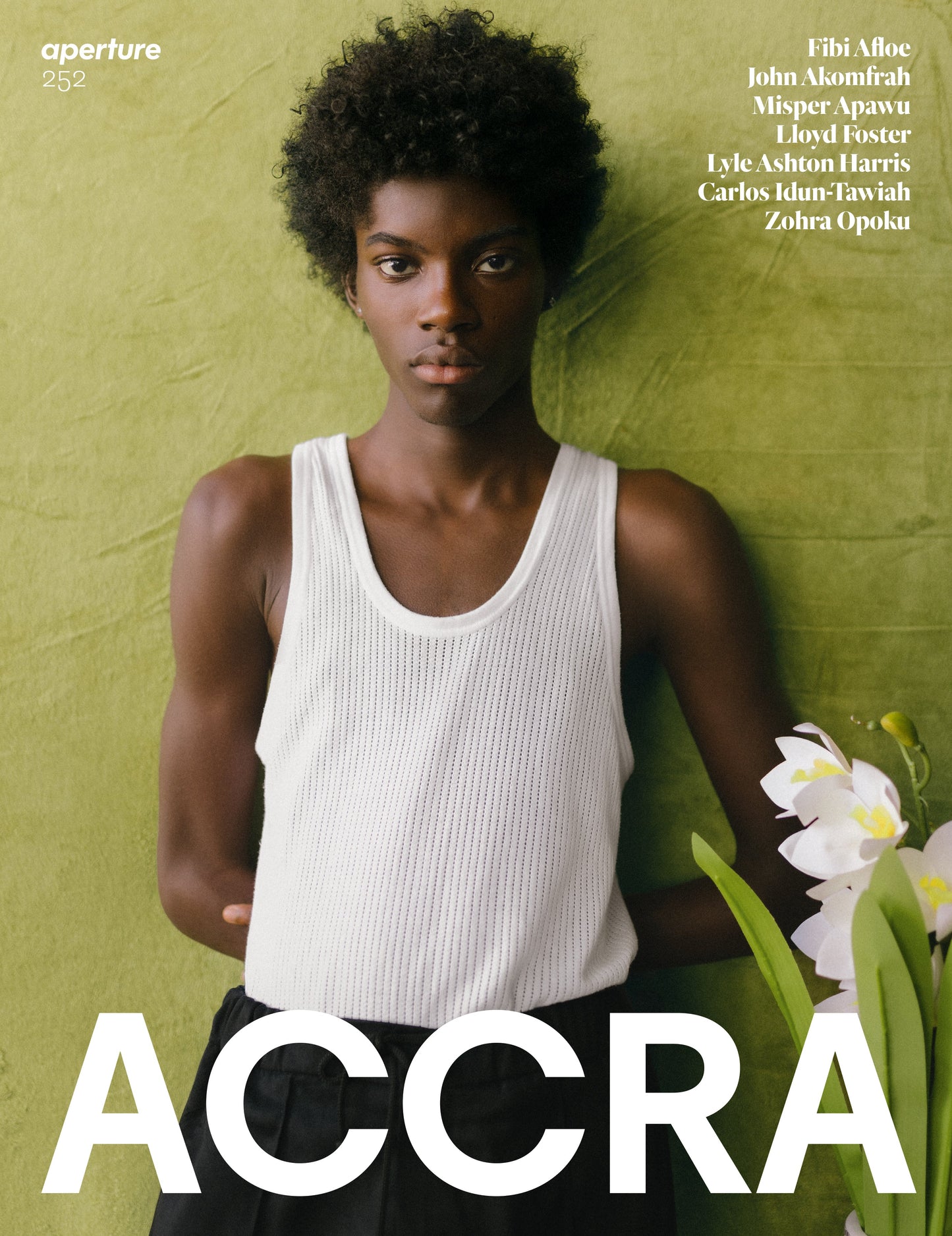 Aperture Magazine Fall 2023 - Accra: Art From Ghana's Capital, Film, Architecture, Textiles, Fashion, Community, History Of Black Studio Photographers, Reviews Of Photobooks & Post-Independence