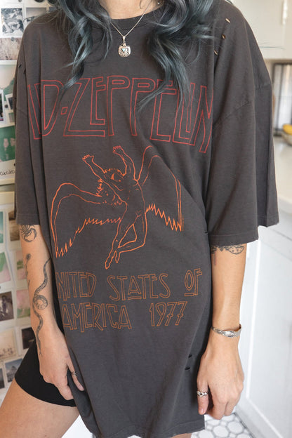 Led Zeppelin USA Tour 1977 Oversized Womens Tee Shirt Black