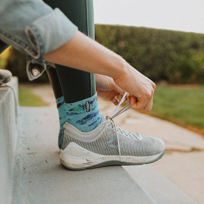 Blue Water Color Quarter Adult Crew Socks