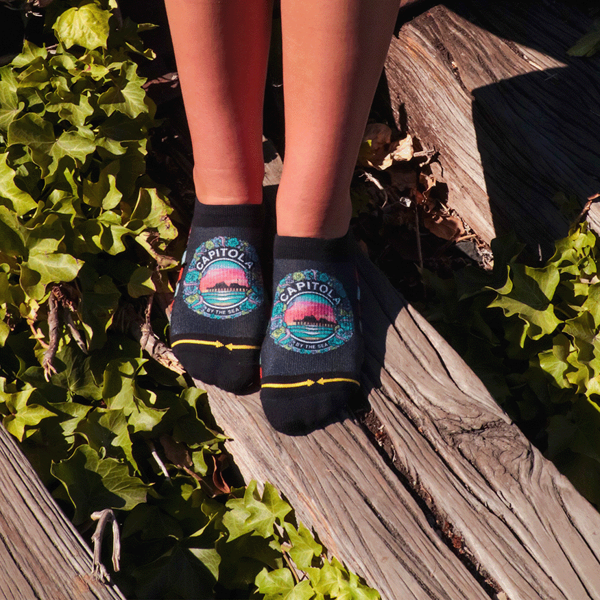 Slidertown Capitola Begonias Adult No Show Socks