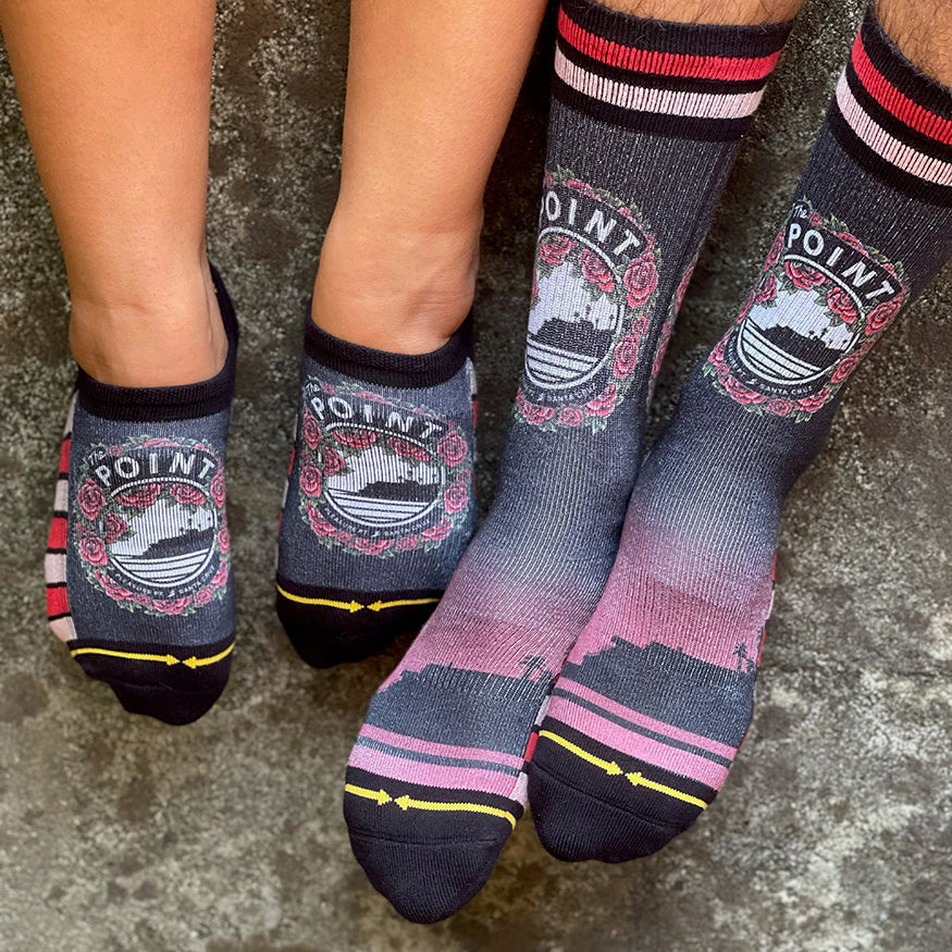 Slidertown The Point Red Roses Adult Crew Socks