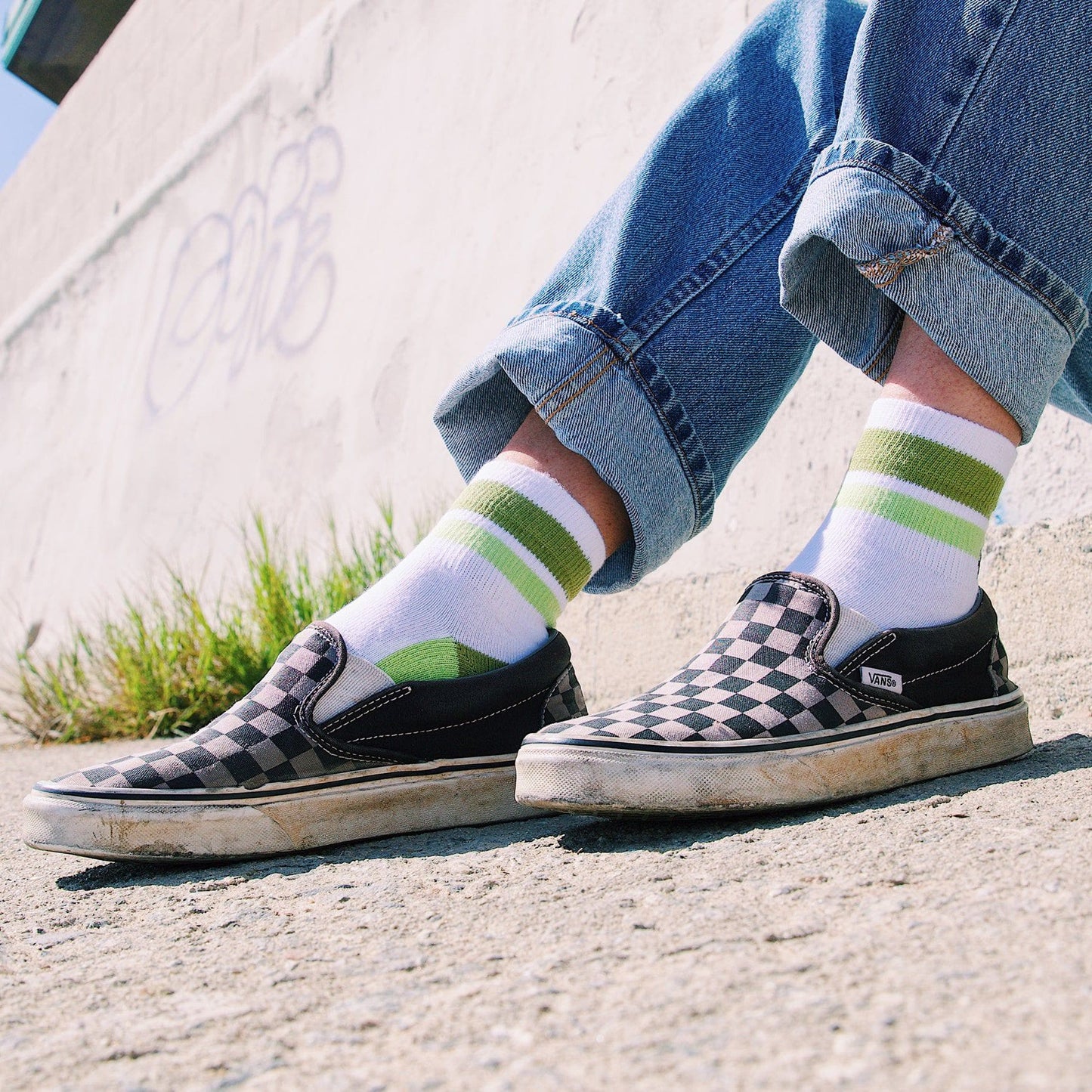 Organic Cotton White/Olive Adult Quarter Crew Socks