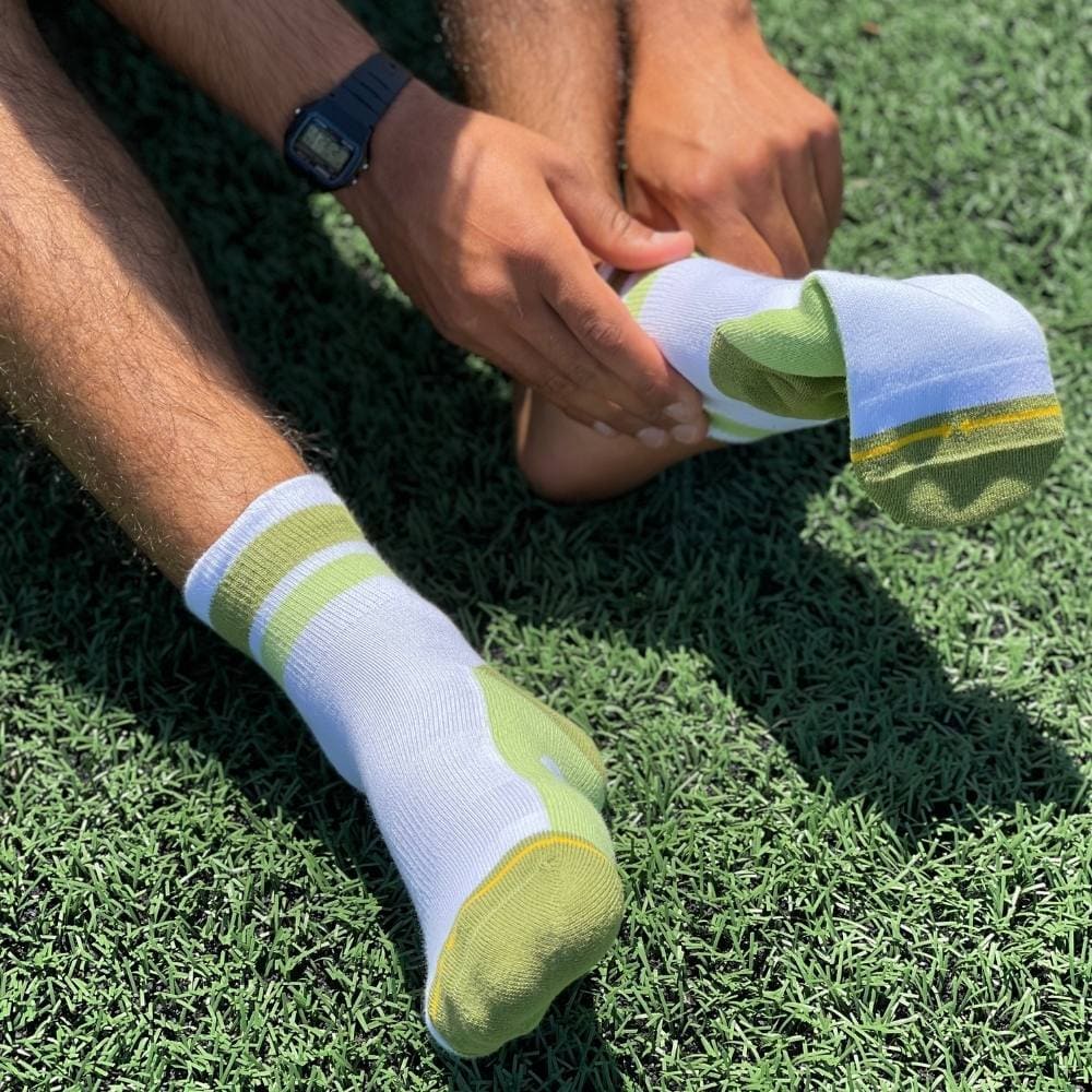 Organic Cotton White/Olive Adult Quarter Crew Socks