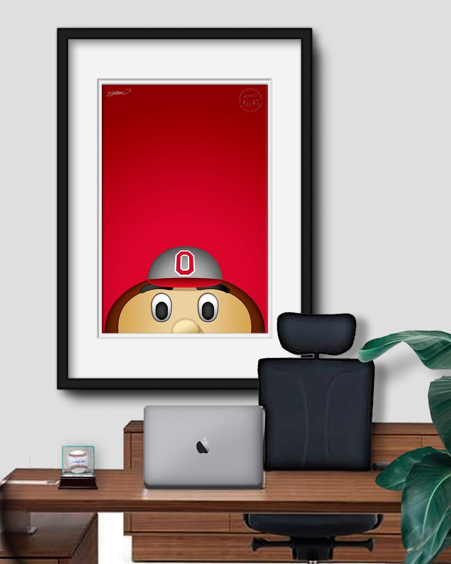 Minimalist Brutus Buckeye