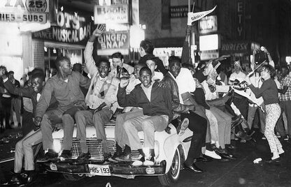 50 Maryland Moments: The Events That Shaped the Free State Through Photos and Stories from The Baltimore Sun Book