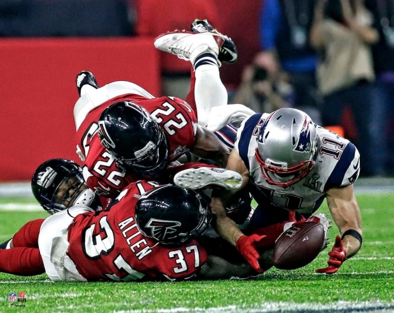 Julian Edelman Super Bowl LI Catch New England Patriots 8" x 10" Football Photo