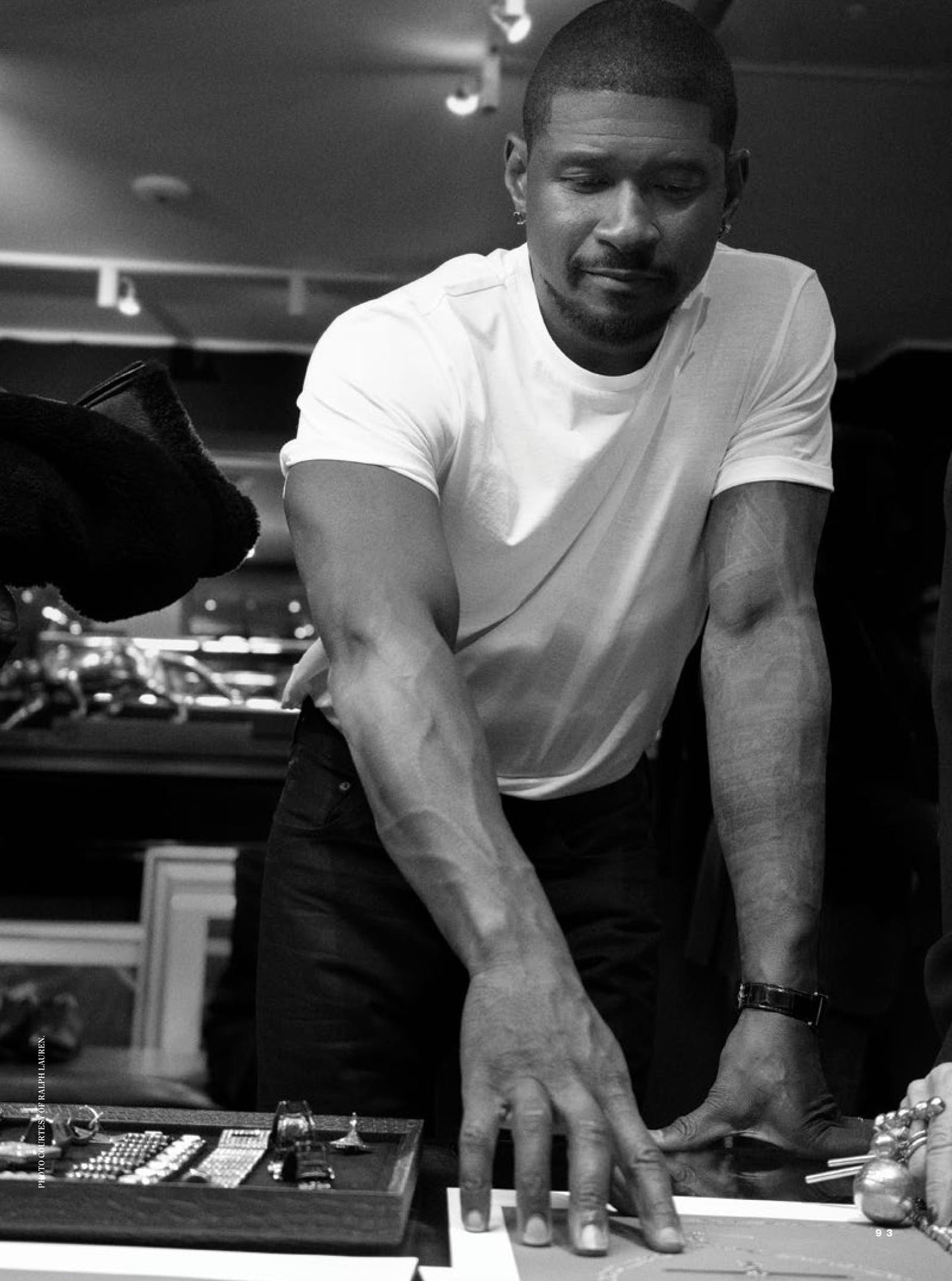 Sharp Magazine - November 2025: Usher Wants It All, Channing Tatum Gets His Seat At The Table, The Ultimate Watch Collector's Guide, World's Best Grooming Products & More!