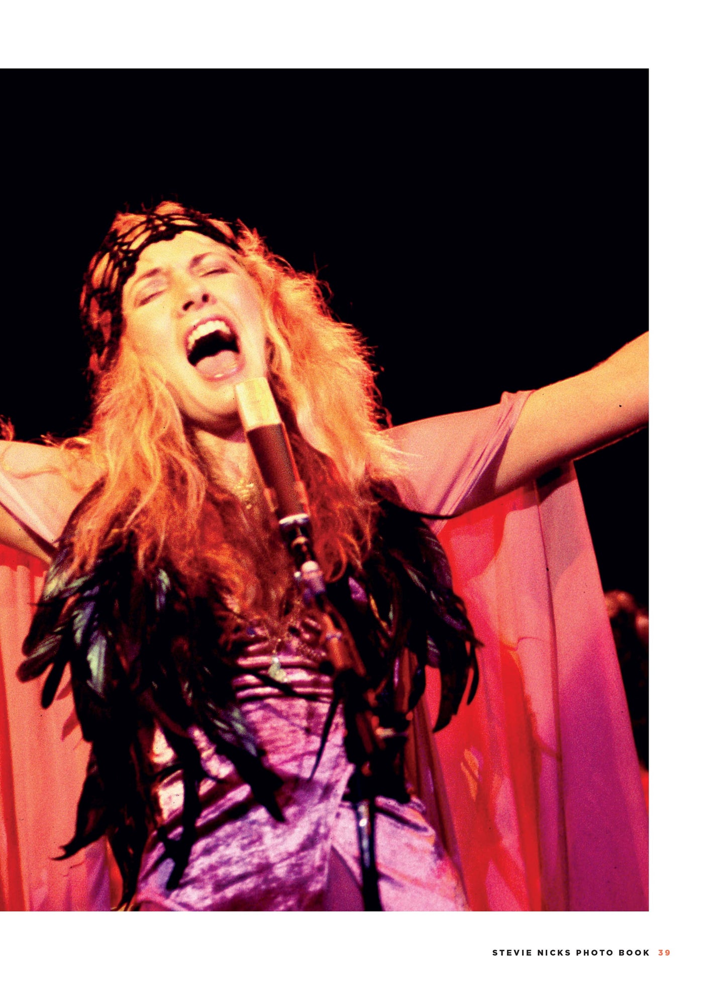 Stevie Nicks - Celebrating The Legendary Goddess of Rock Photo Book