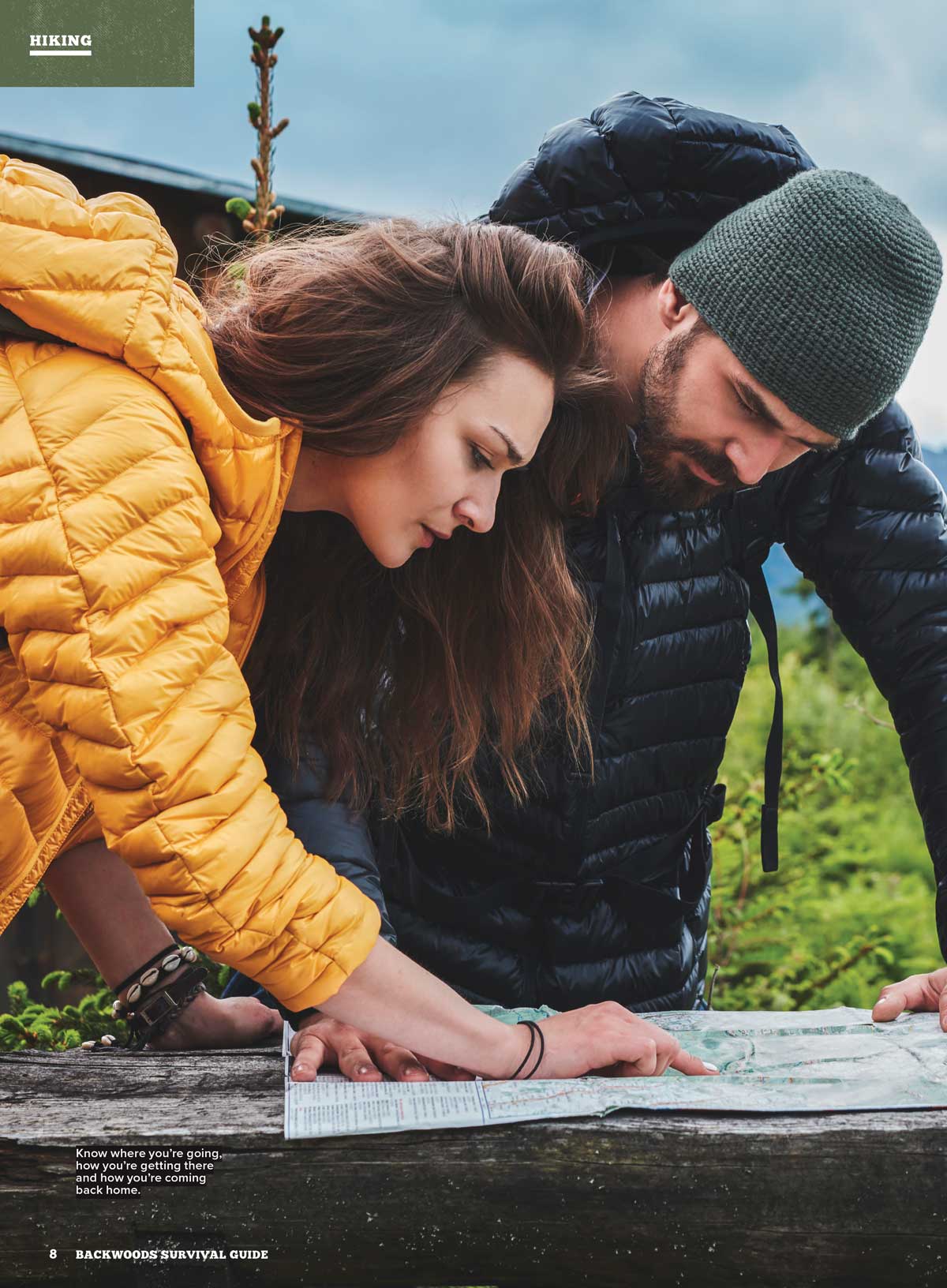 Backwoods Survival Guide - Living Off The Land No. 28: 200 Tips, Tarp Shelters, Dakota Fire Hole, DIY Backyard Camp, Summer Checklist, Walking Sticks, Hiking Safety, Fire-Starting Gear & More!