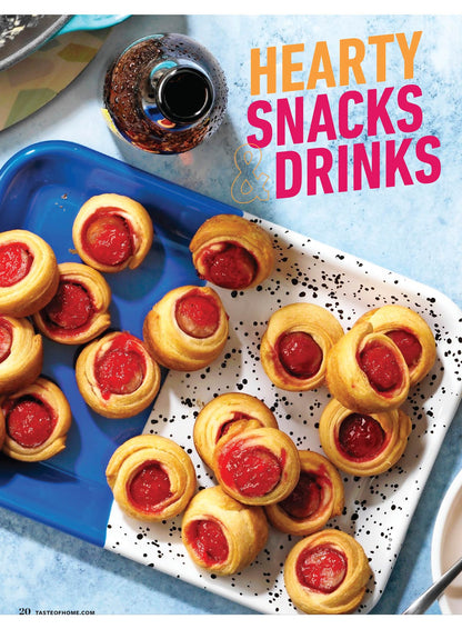 Taste of Home - Fall Recipes: 106 Quick & Easy Comfort Foods, Cozy Casseroles, Heartwarming Soups, Parmesan Bacon Bubble Bread, Irresistible Seasonal Desserts & More!