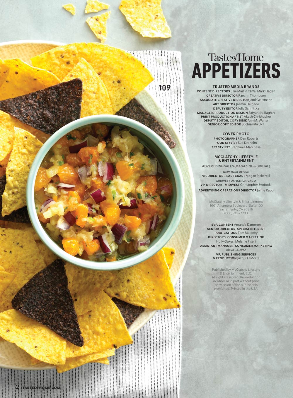 Taste of Home - 114 Fun & Festive Appetizers For Every Party: Easy Dips, Spreads & Cocktail Recipes To Impress Guests & Elevate Your Hosting Game For Every Occasion & More!