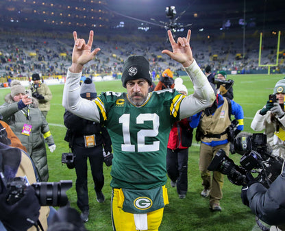 12: A Tribute to Aaron Rodgers' Legendary Green Bay Career Book