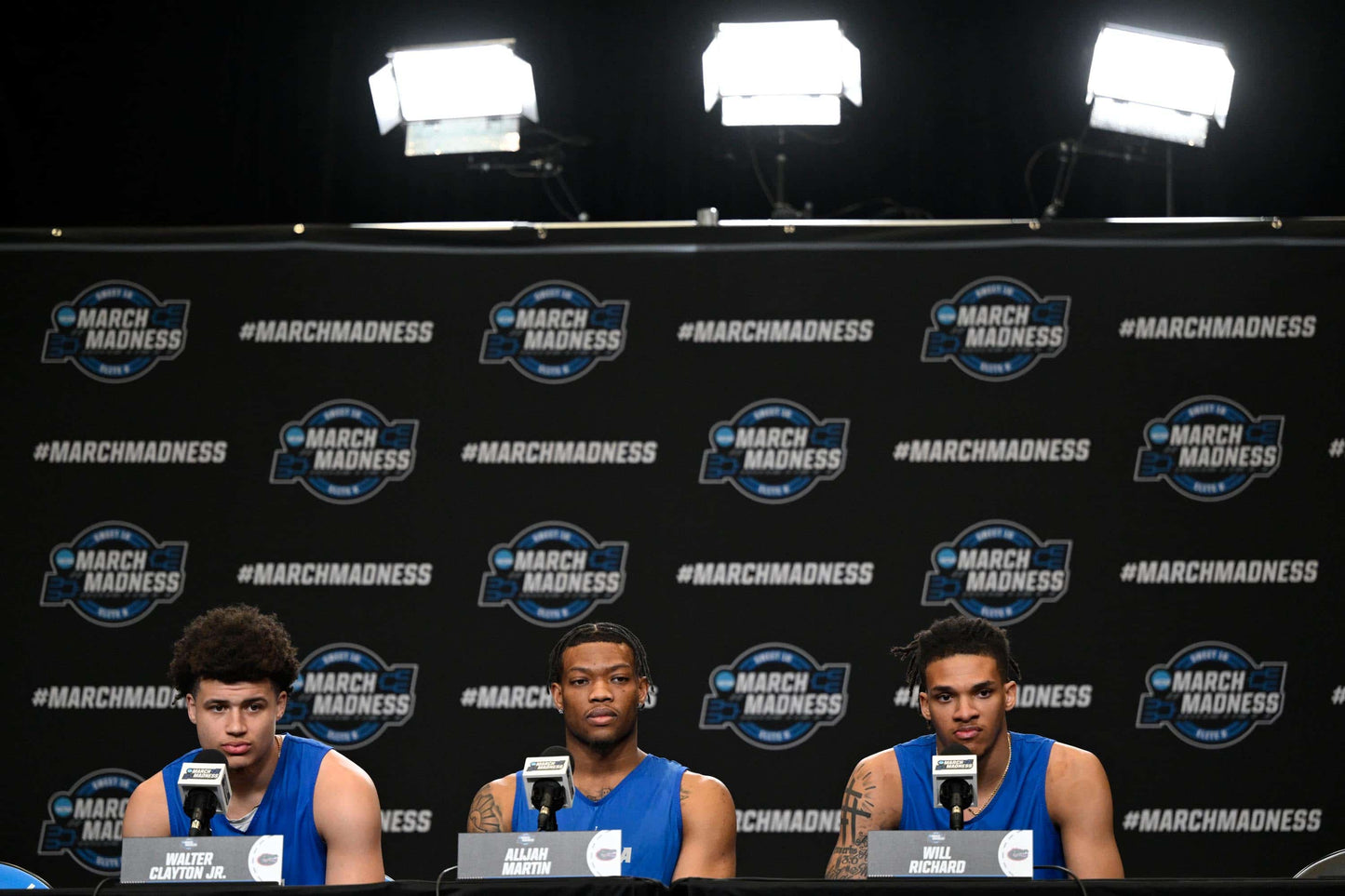 CHOMP-IONS! The Florida Gators' Rise to the Top of College Basketball Book