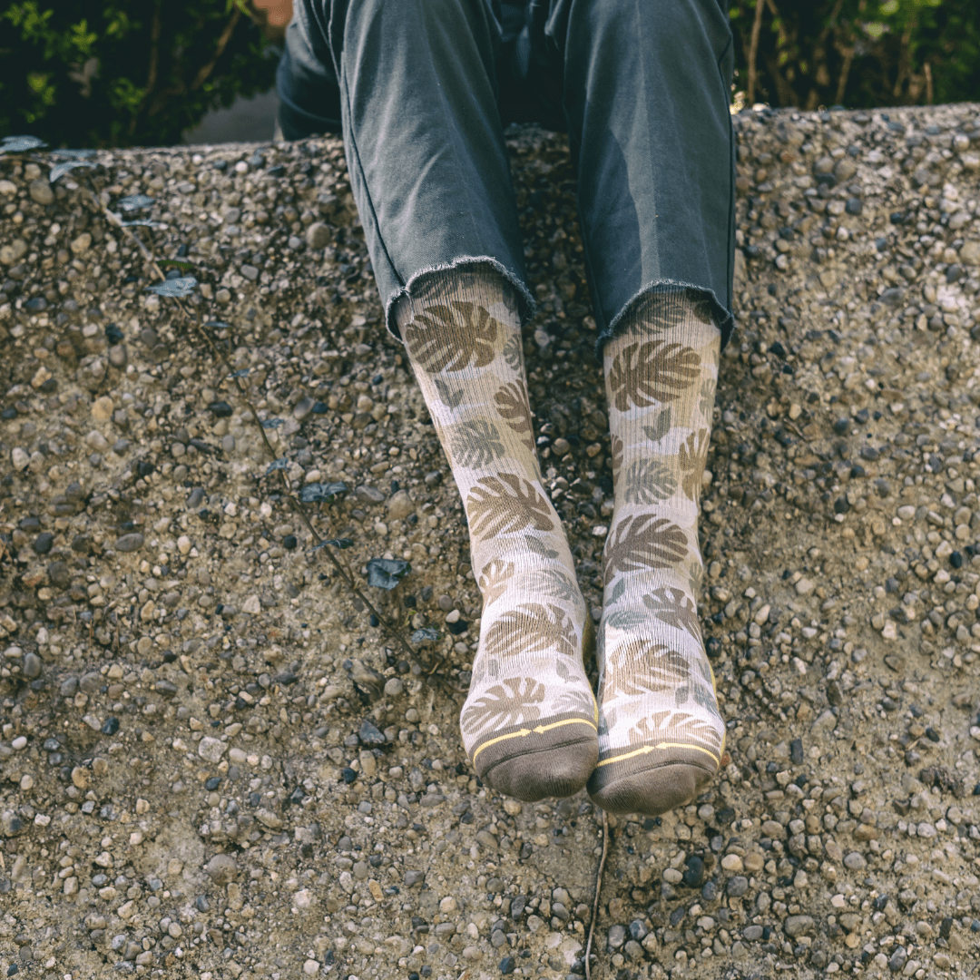 Maia Negre Leaf Camo Adult Crew Socks