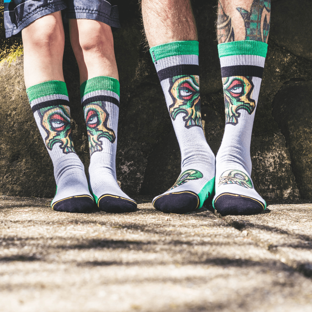 Bobby Brown Green Skull Youth Crew Sock