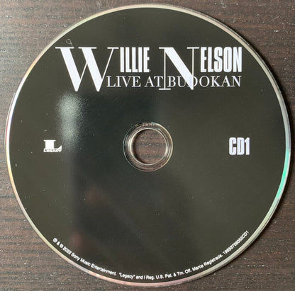 Willie Nelson – Live At Budokan (2-CD + DVD)