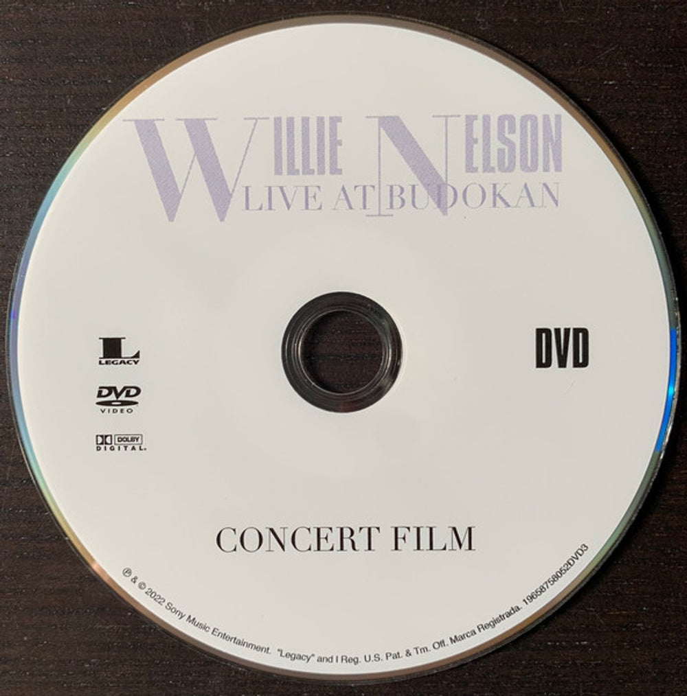 Willie Nelson – Live At Budokan (2-CD + DVD)