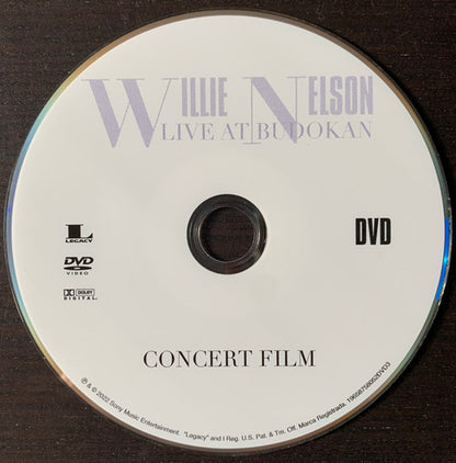 Willie Nelson – Live At Budokan (2-CD + DVD)