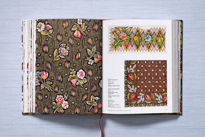 The Book of Printed Fabrics. From the 16th century until today (German, French, English) Book