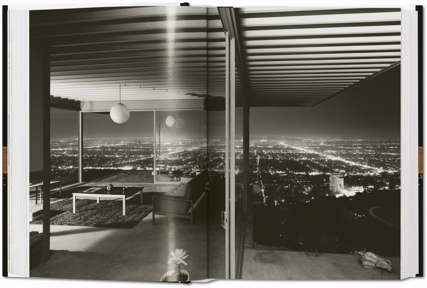 Case Study Houses. The Complete CSH Program 1945-1966. 45th Ed. (German, French, English) Book