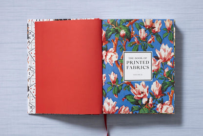 The Book of Printed Fabrics. From the 16th century until today (German, French, English) Book