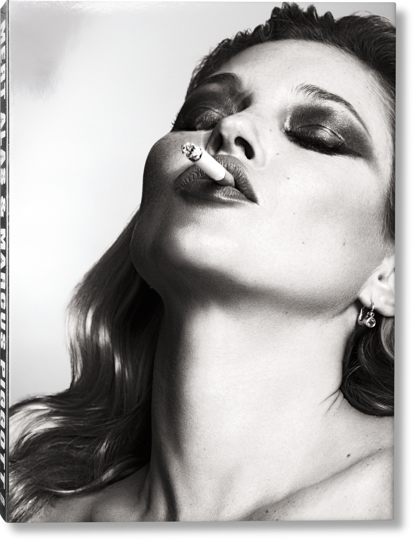 Mert Alas and Marcus Piggott (German, French, English) Book