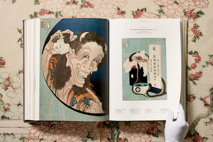 Hokusai (German, French, English) Book