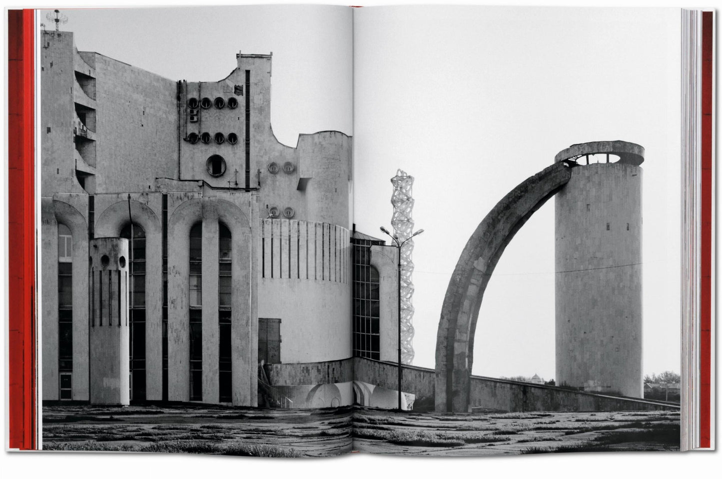 Frédéric Chaubin. CCCP. Cosmic Communist Constructions Photographed (German, French, English) Book