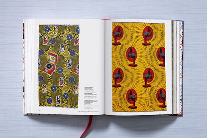 The Book of Printed Fabrics. From the 16th century until today (German, French, English) Book