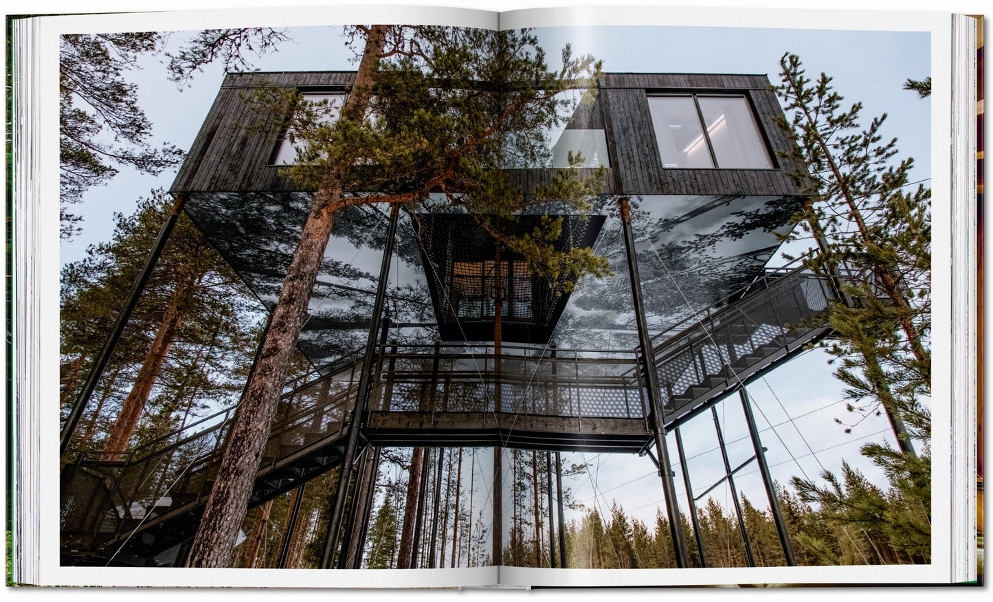 Modern Tree Houses (English) Book