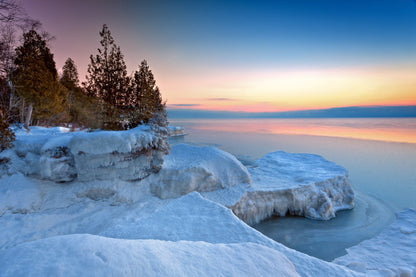 Capture Door County: Seasons Behind the Door: A Photographic Look at Door County's Seasons Book