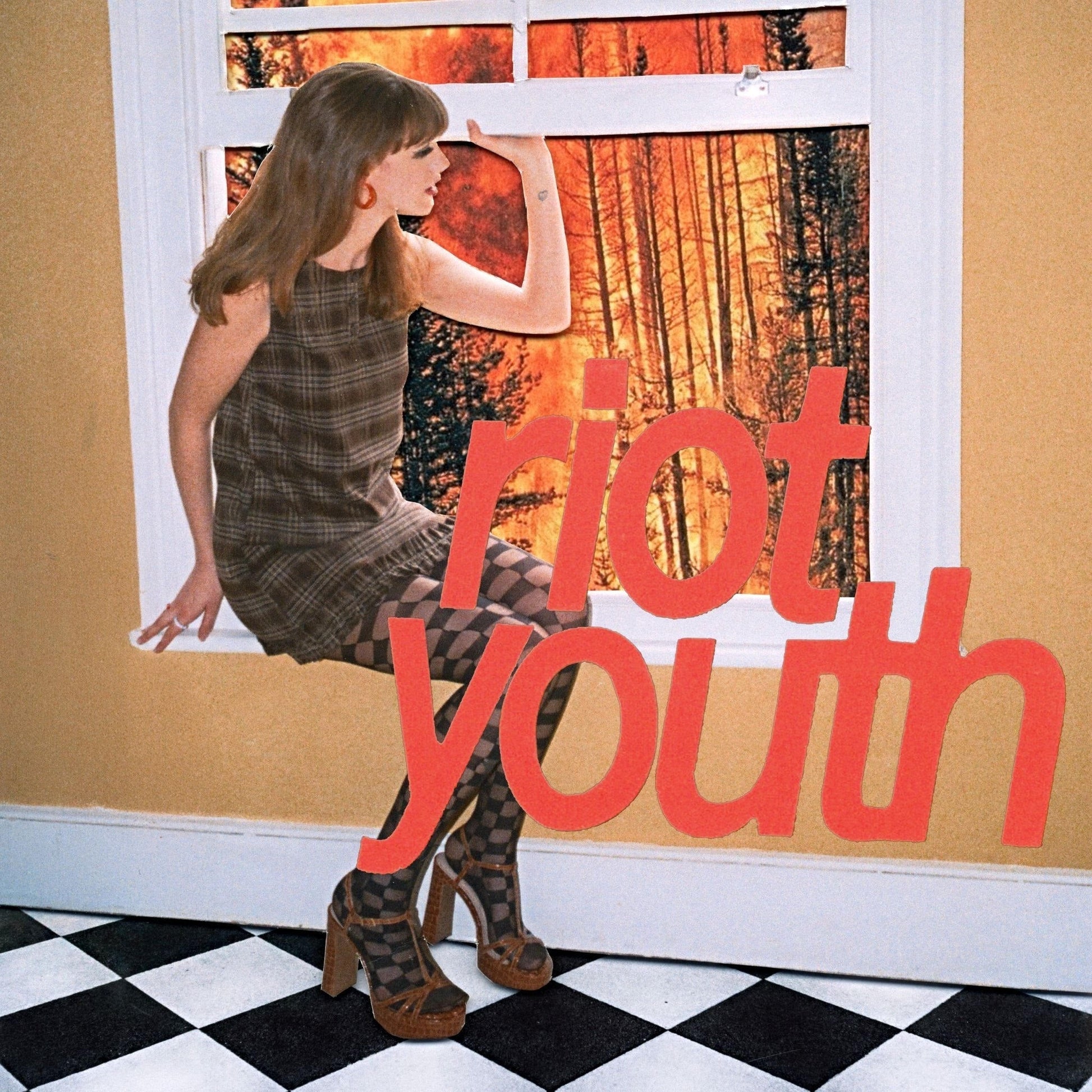 PRE-ORDER Chloe Slater - Riot Youth [Recycled Eco Black Vinyl] [Vinyl] Vinyl Record