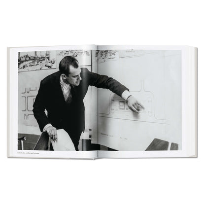 Norman Foster. Works (English) Book