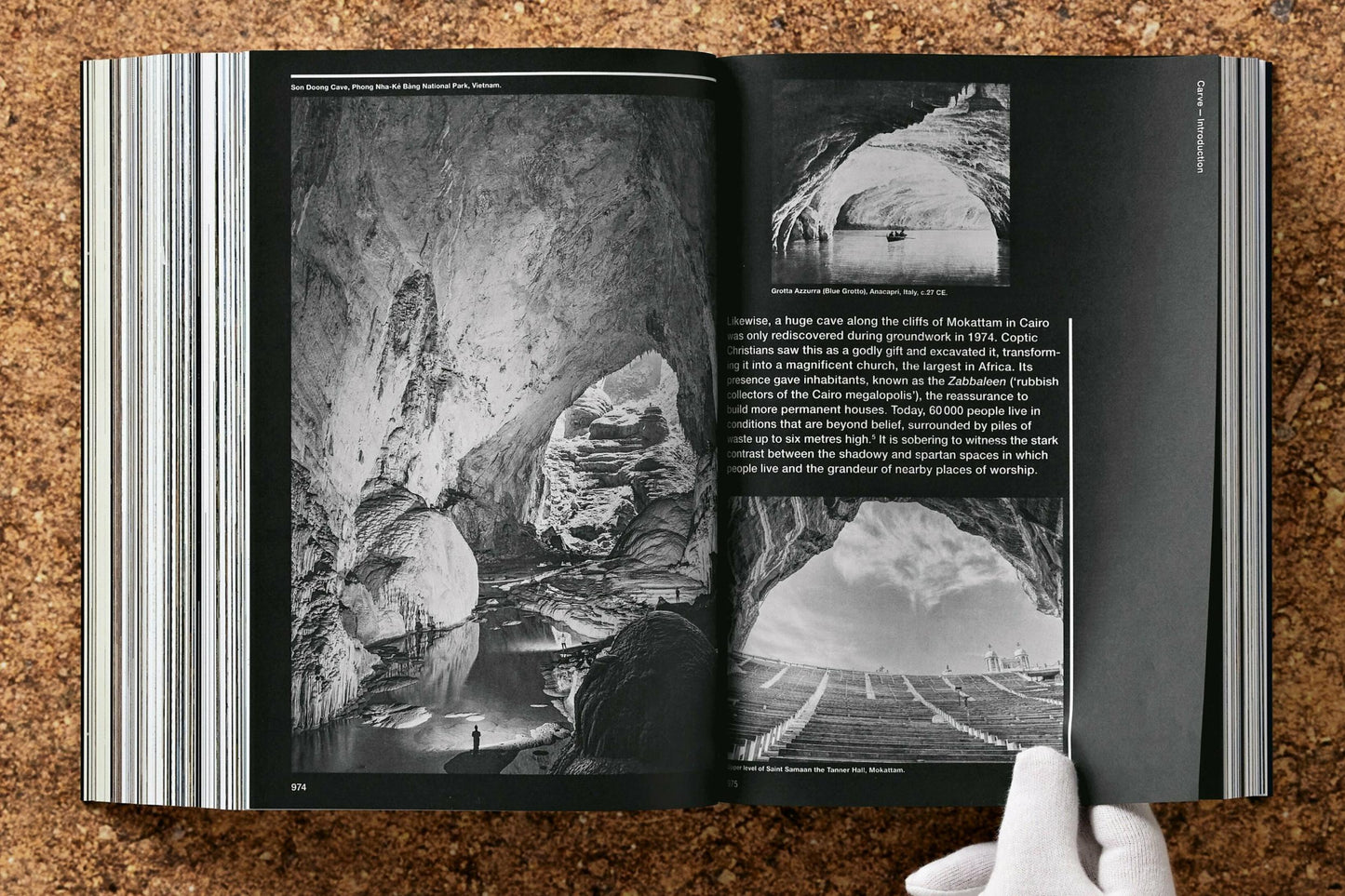 Bjarne Mastenbroek. Dig it! Building Bound to the Ground (English) Book